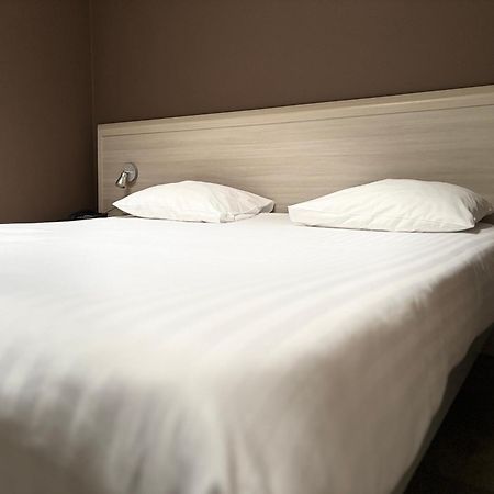Hotel La Louve La Louvière Екстериор снимка